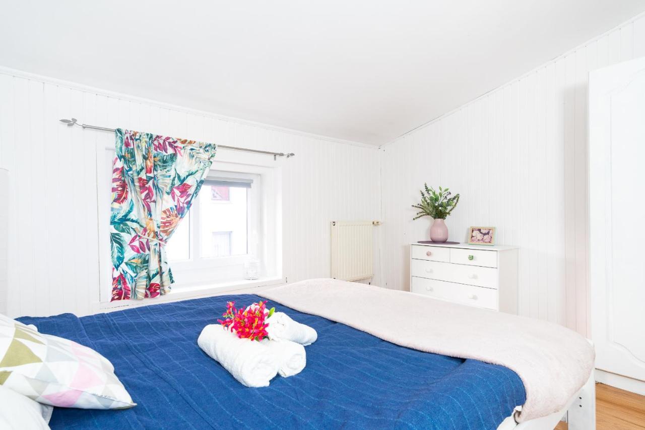 Cosy & Comfy - Old Town Apartment Poznan Bagian luar foto