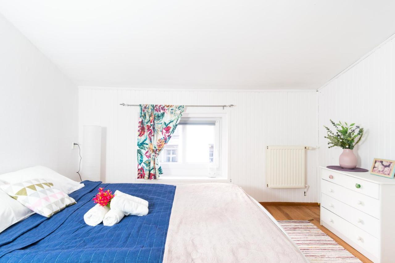Cosy & Comfy - Old Town Apartment Poznan Bagian luar foto